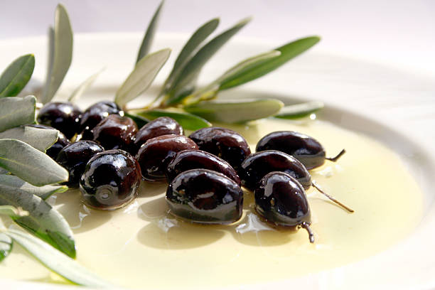 Olive polyphenols
